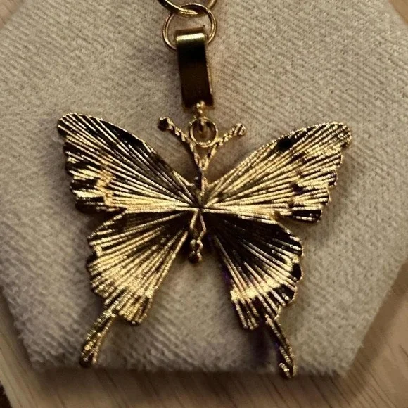 Gold tone butterfly purse charm keychain - Picture 6 of 6